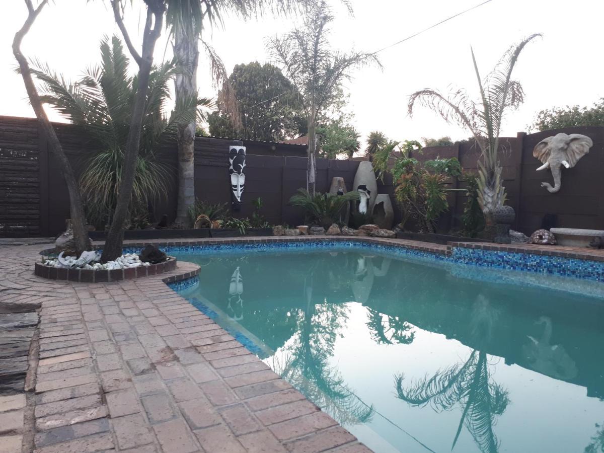 La Casa On Bashee Bed & Breakfast Boksburg Eksteriør bilde