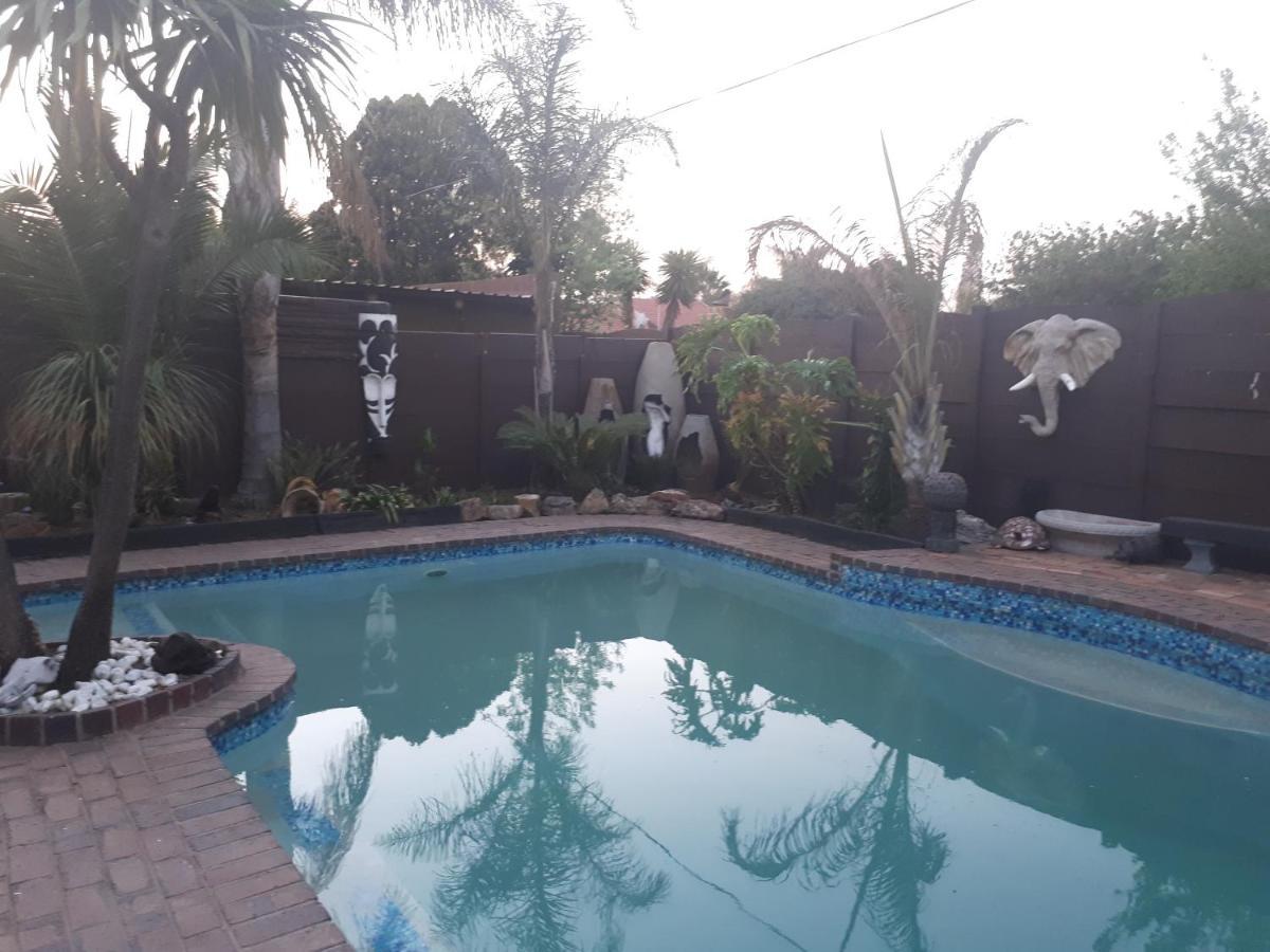 La Casa On Bashee Bed & Breakfast Boksburg Eksteriør bilde